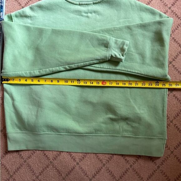 WeWoreWhat mid weight long sleeve oversized fit  sweatshirt - sage green M - Picture 9 of 9